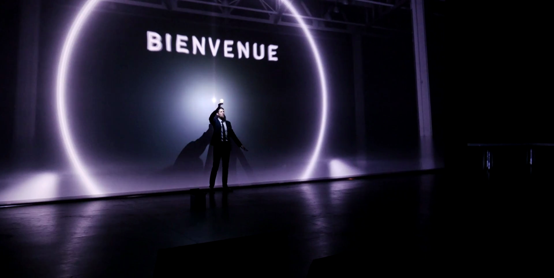 Magician event entertainment: the key to unforgettable conventions and events